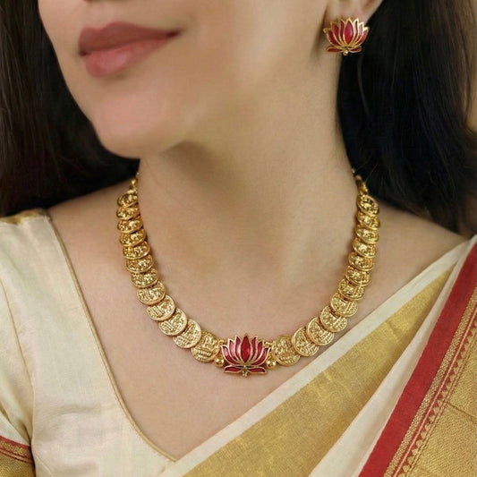 Padmalakshmi Necklace Set