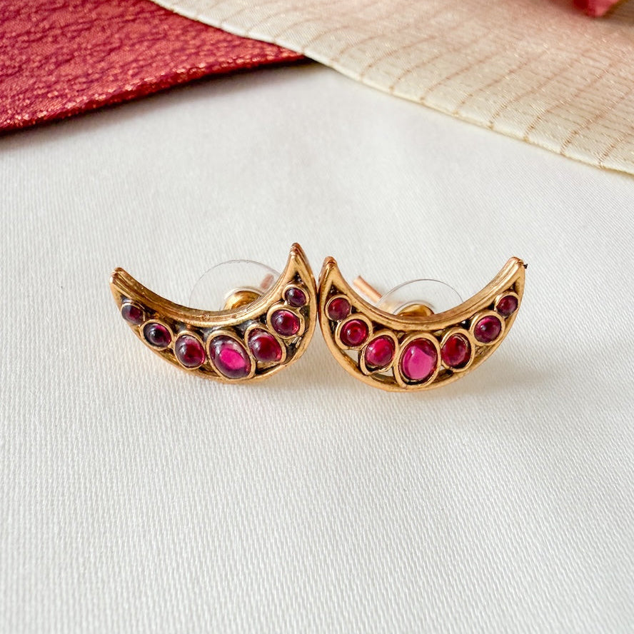 Ardhachandra Necklace