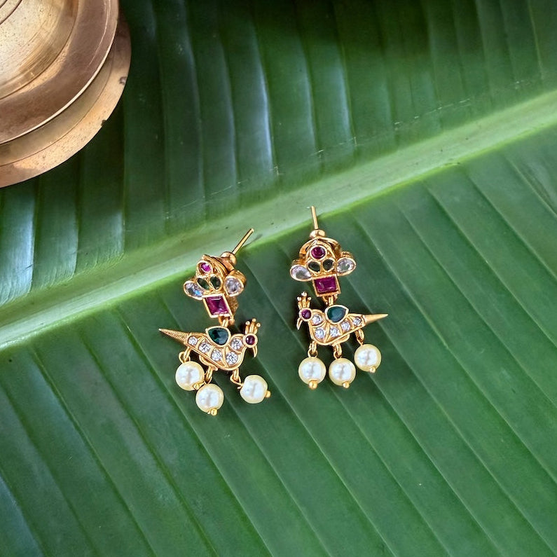 Padma Mayooram Stiff Neckpiece