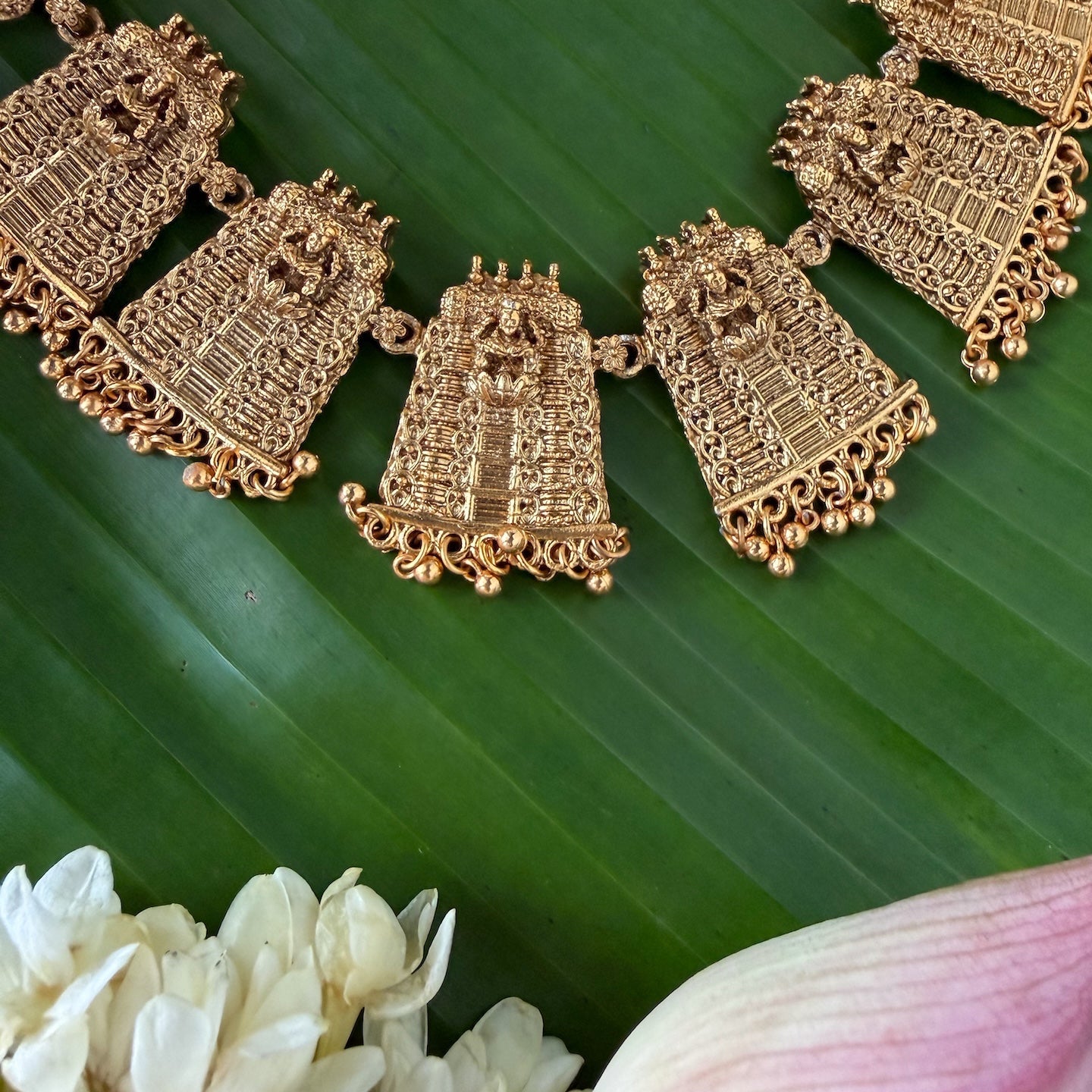 Gopuram Necklace Set