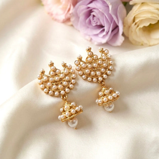 Muthu Chandrika Choker