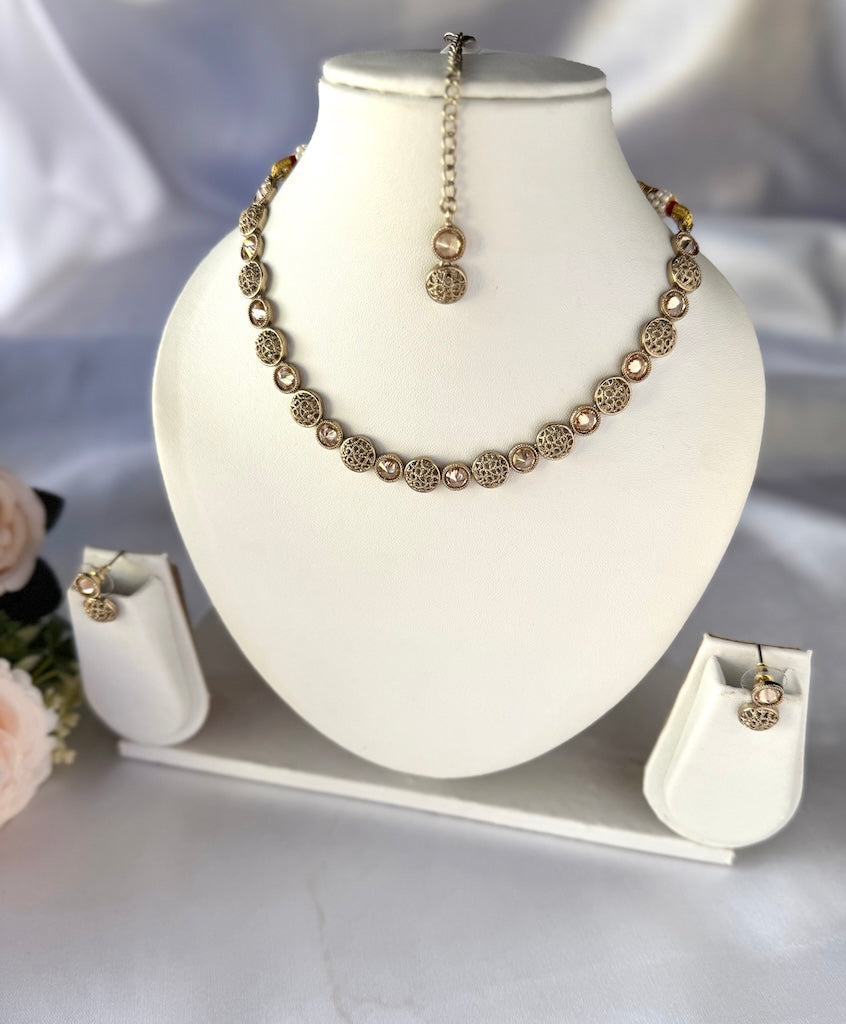 Stone and Filigree Necklace