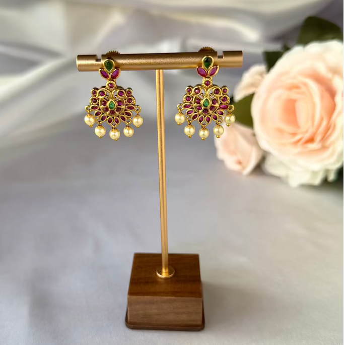 Regal Kemp Floral Chandbali