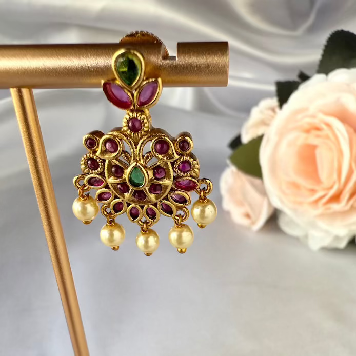 Regal Kemp Floral Chandbali