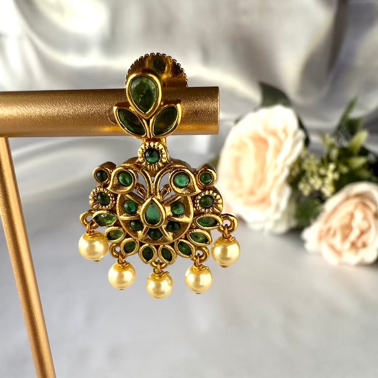 Regal Kemp Floral Chandbali