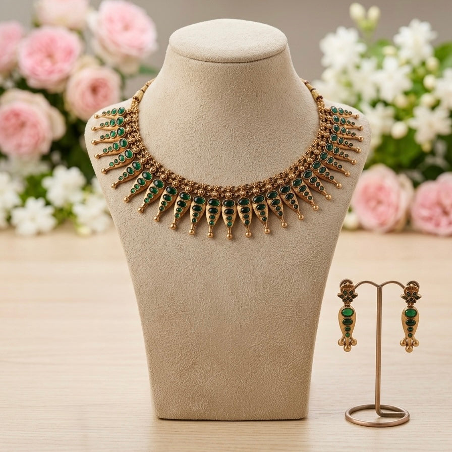 Vajra Necklace Set