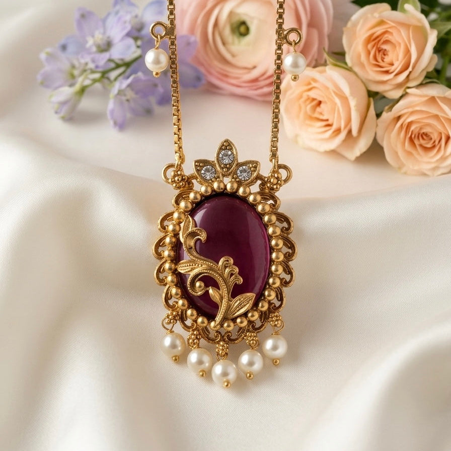 Valli Pendant Chain