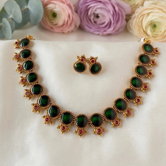Haritha Bindu Necklace Set