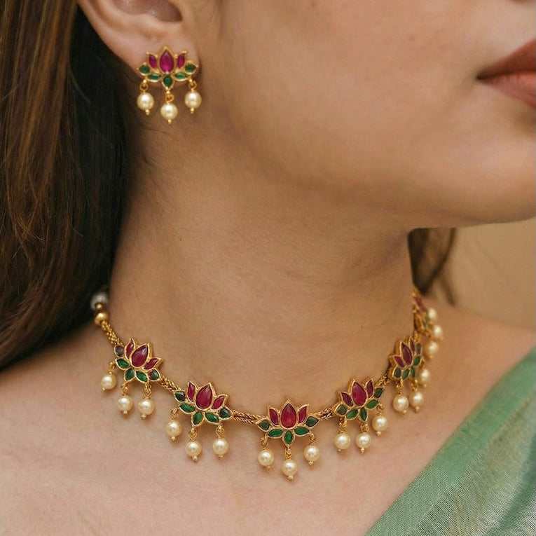 Kamalini Kemp Pearl Set