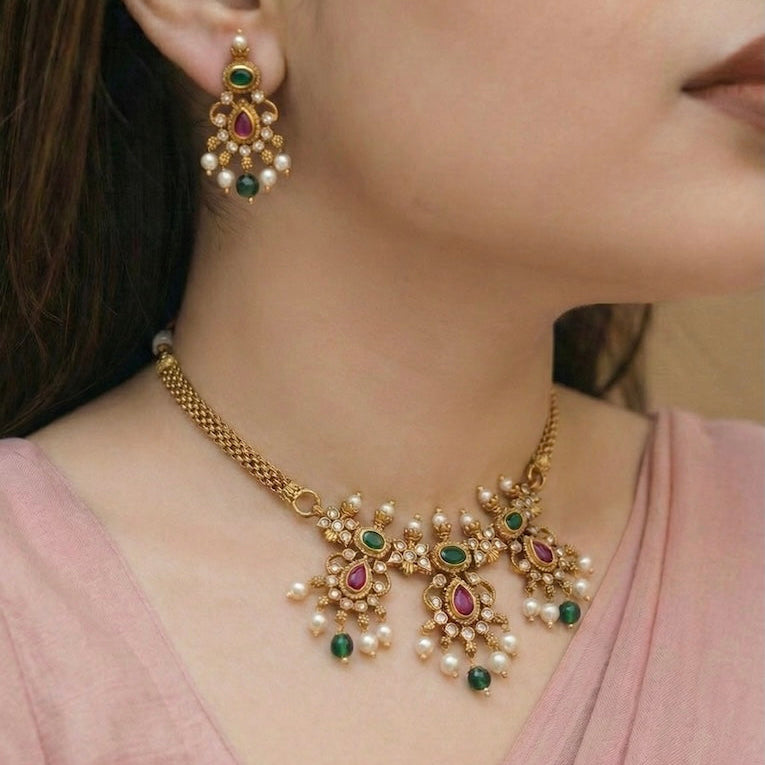 Ishani Temple Style Choker