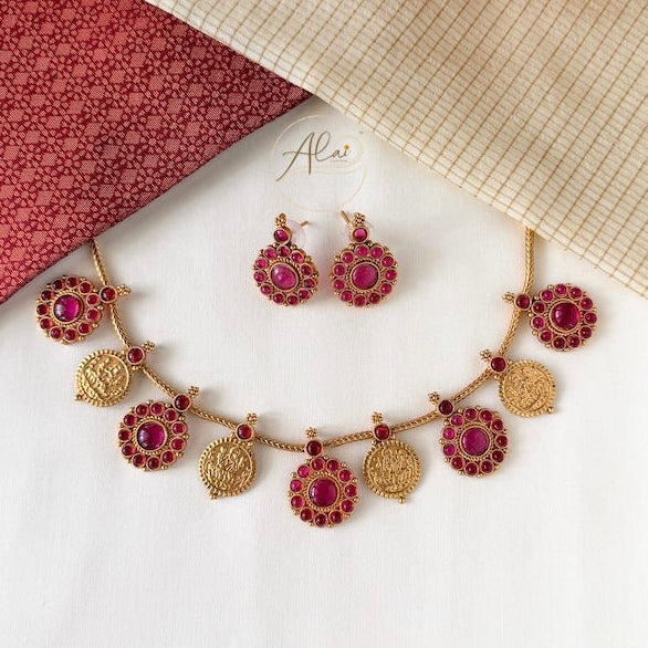 Kaasu Kemp Necklace Set