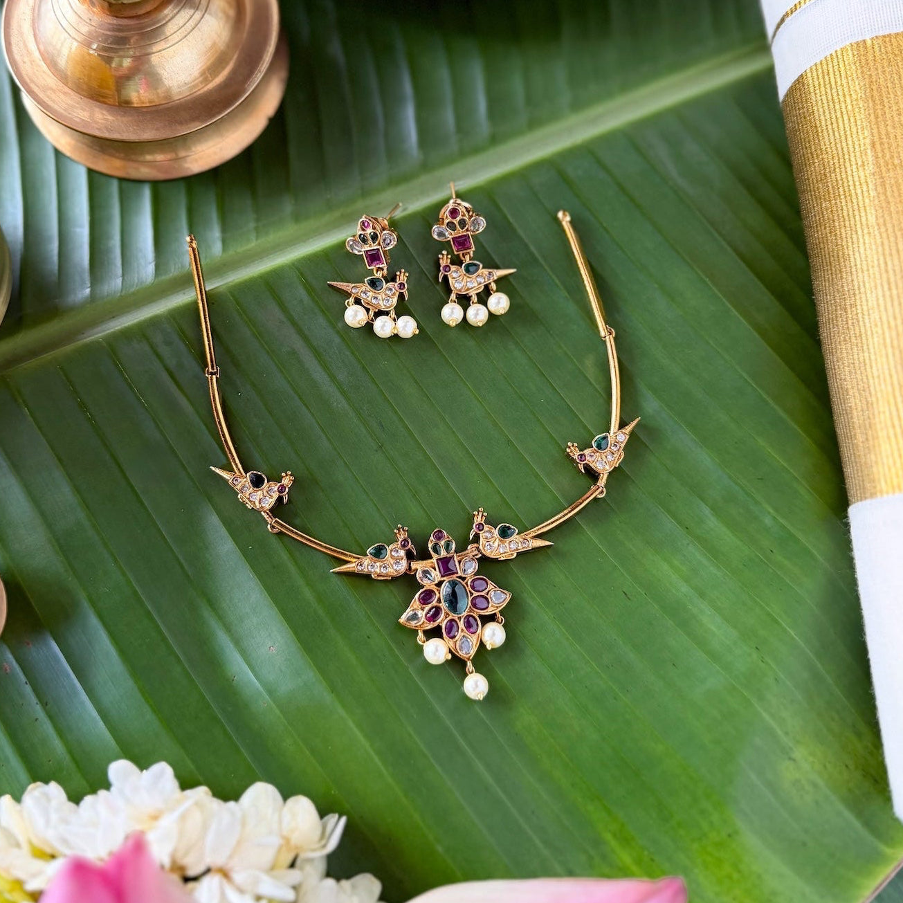 Padma Mayooram Stiff Neckpiece