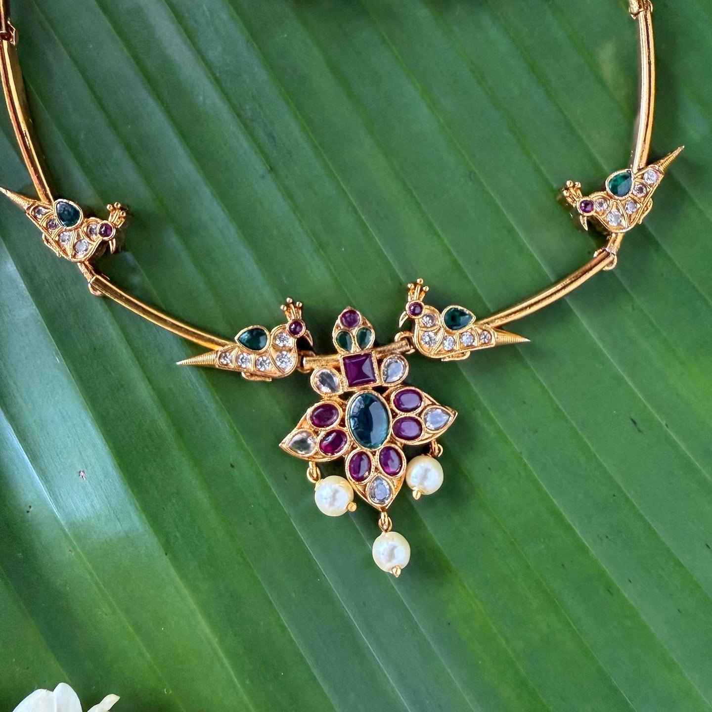 Padma Mayooram Stiff Neckpiece