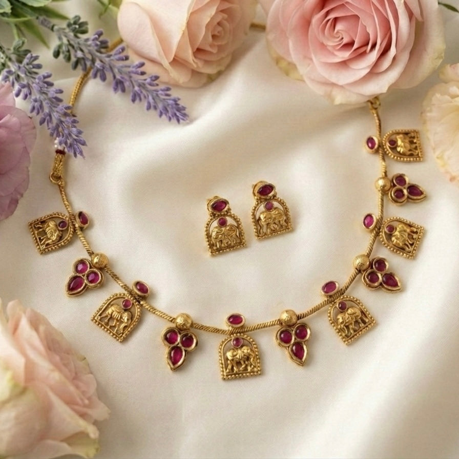 Gaja Vilasam Necklace