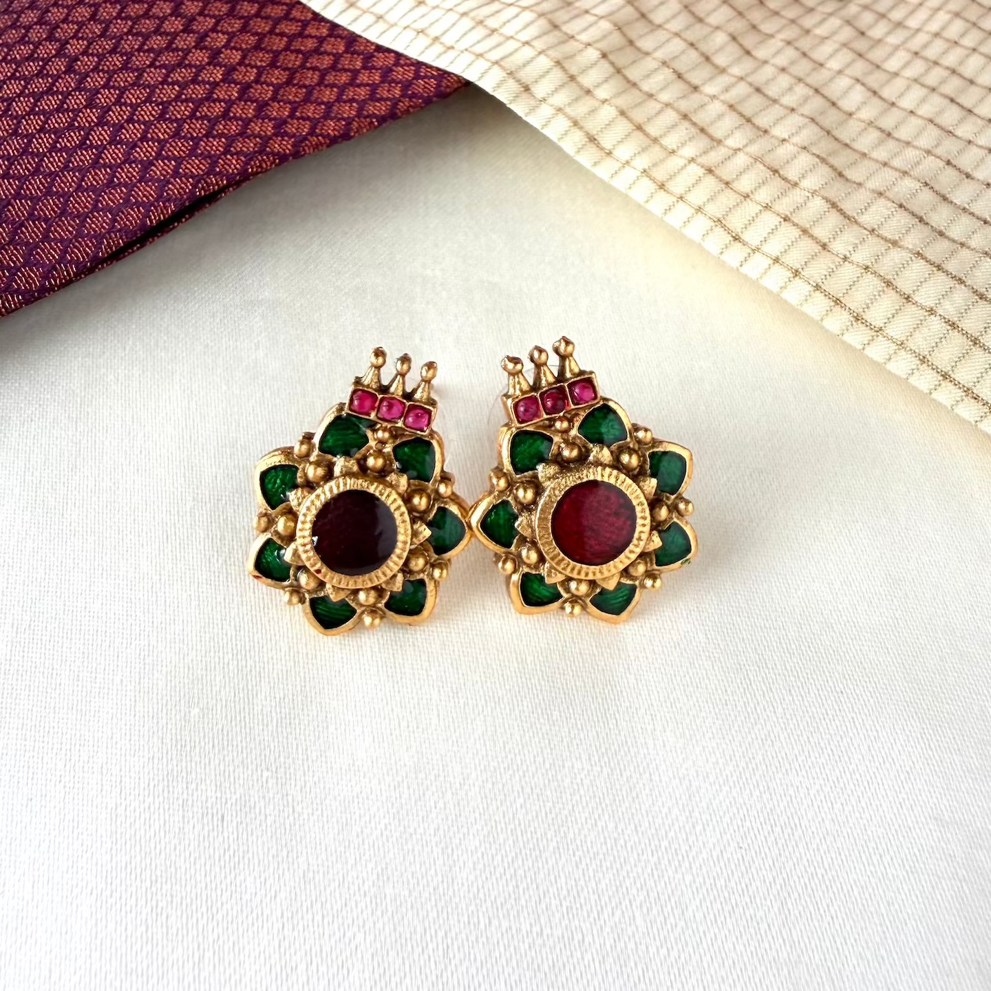 Thamara Poo Lakshmi Pendant Set