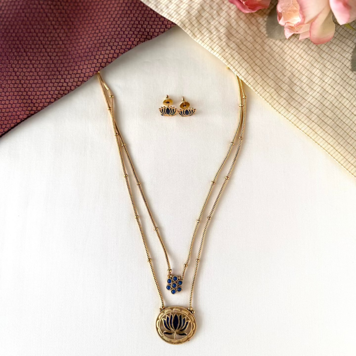 Double Layered Lotus Chain