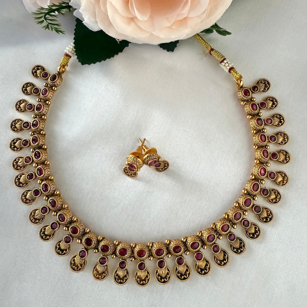 Vedika Vintage Piece