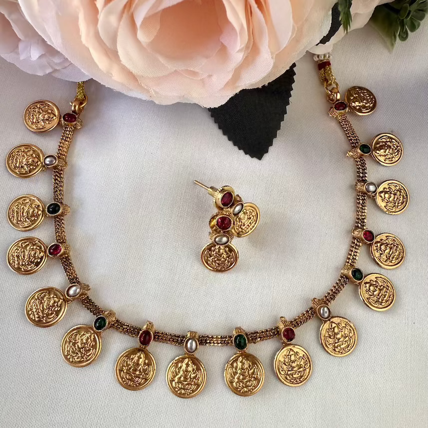 Lakshmi Coin Necklace - Kashumaala