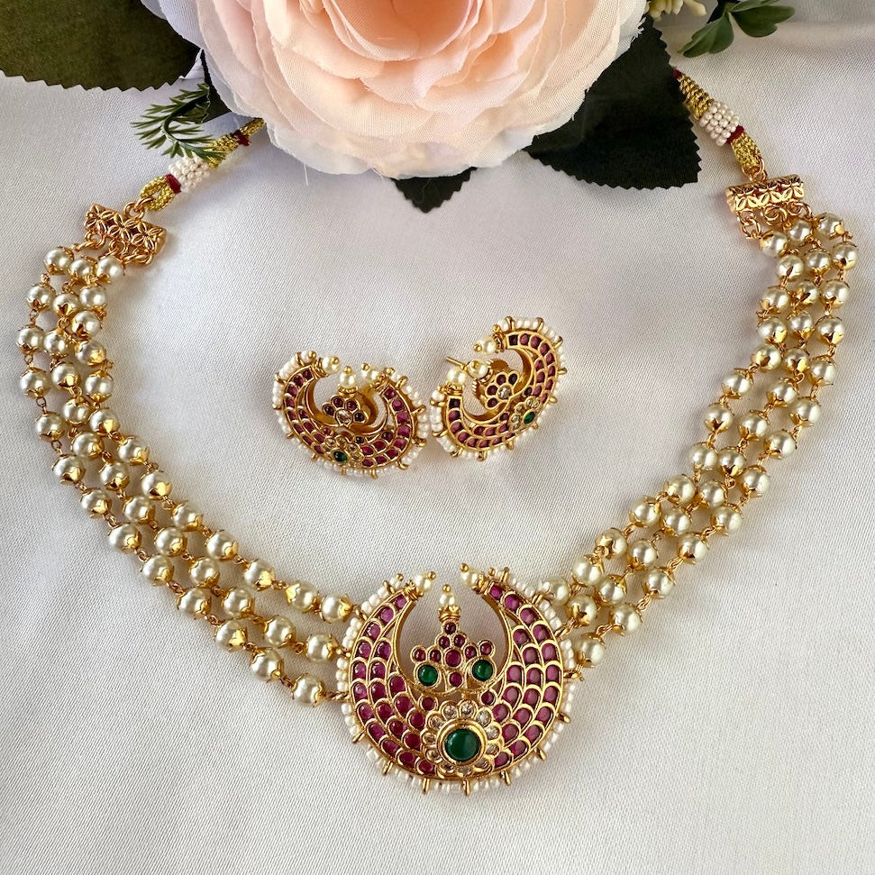 Pearl and Kemp Traditional Choker Ruby & Emerald