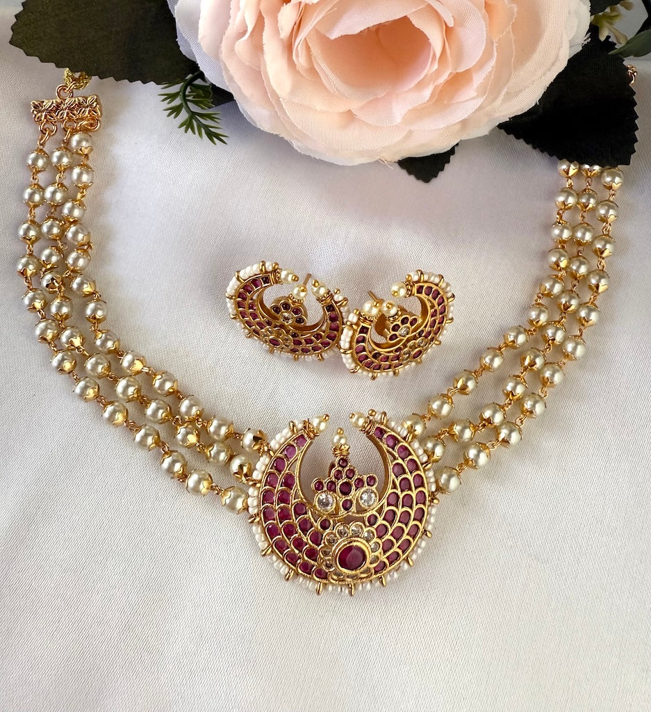 Pearl and Kemp Traditional Choker Ruby & Emerald