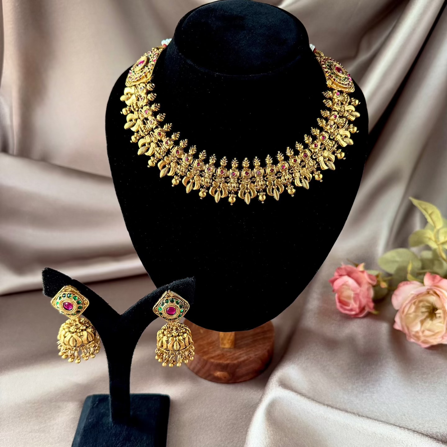 Rajamudra Necklace Set