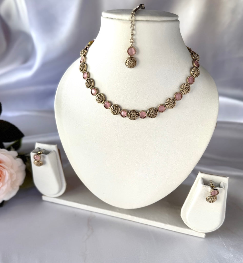 Stone and Filigree Necklace